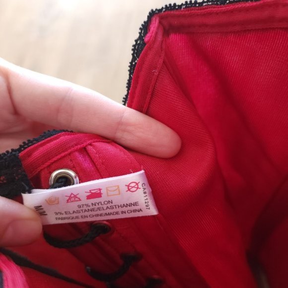 Roselle La Vie En Rose Red and black Corset - Picture 7 of 9